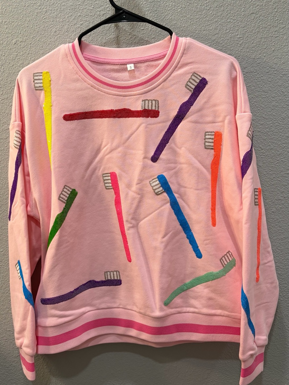 Hazel Mae Pink Toothbrush Sequins Sweatshirt Size Small